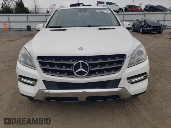 2015 Mercedes-Benz M 350 z VIN 4JGDA5HB6FA583447, wystawiony jako Copart lot #48828715 z przebiegiem 213 155 mil mil oraz Szkoda całkowita • Salvage title. Historia ofert i sprzedaży dostępna na DreamBid. Obrazek 5.