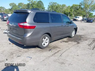 2017 Toyota Sienna LE Auto Access Seat with VIN 5TDKZ3DC7HS781788, listed as a IAAI auction lot 41793638 with 65,529 mi miles. Bid and sale history available at carsss.com. Image 4.