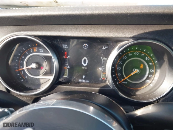 2023 Jeep Gladiator Overland with VIN 1C6HJTFG1PL553343, listed as a IAAI auction lot 41349518 with 19,556 mi miles. Bid and sale history available at carsss.com. Image 7.