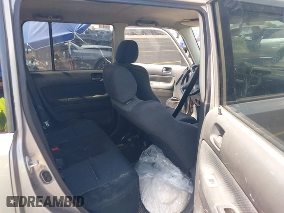 2006 Scion xB z VIN JTLKT324264122365, wystawiony jako IAAI lot #42315138 z przebiegiem 294 826 mil mil oraz . Historia ofert i sprzedaży dostępna na DreamBid. Obrazek 8.