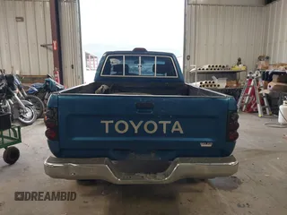 1995 Toyota Pickup с VIN JT4RN13P3S6071569, выставлен на аукционе IAAI как лот 41713298 с пробегом 233 817 миль миль и . История ставок и продаж доступна на DreamBid. Изображение 17.