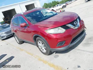 2015 Nissan Rogue S with VIN KNMAT2MT6FP557250, listed as a IAAI auction lot 41913569 with 152,931 mi miles. Bid and sale history available at carsss.com. Image 1.