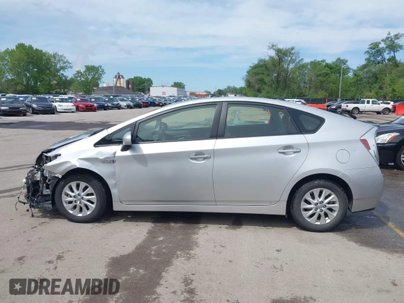 2014 Toyota Prius с VIN JTDKN3DP7E3059300, выставлен на аукционе IAAI как лот 42060345 с пробегом 86 729 миль миль и . История ставок и продаж доступна на DreamBid. Изображение 14.