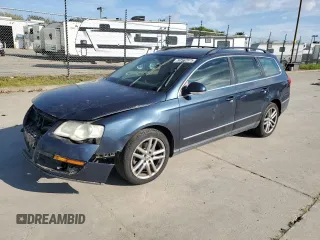 2008 Volkswagen Passat Lux with VIN WVWTK93C78E065816, listed as a Copart auction lot 50542875 with 143,319 mi miles and Salvage title. Bid and sale history available at DreamBid. Image 1.