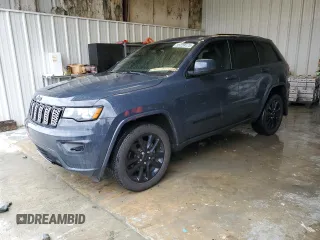 2017 Jeep Grand Cherokee Altitude with VIN 1C4RJEAG8HC850479, listed as a Copart auction lot 55729175 with 102,884 mi miles and Salvage title. Bid and sale history available at DreamBid. Image 1.