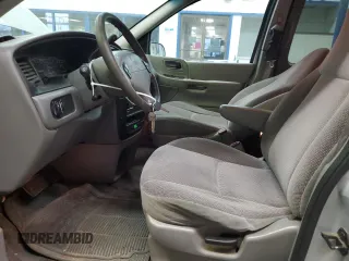 2000 Ford Windstar LX z VIN 2FMZA5149YBA21339, wystawiony jako Copart lot #83040384 z przebiegiem 136 958 mil mil oraz Czysty tytuł • Clean title. Historia ofert i sprzedaży dostępna na DreamBid. Obrazek 7.