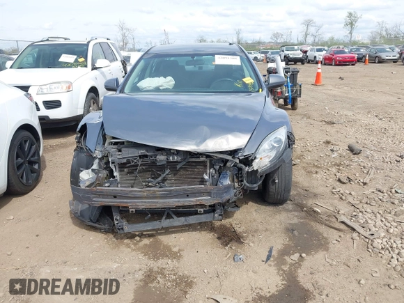 2011 Mazda Mazda6 i Sport with VIN 1YVHZ8BH4B5M19236, listed as a IAAI auction lot 42091308 with 137,042 mi miles. Bid and sale history available at carsss.com. Image 6.