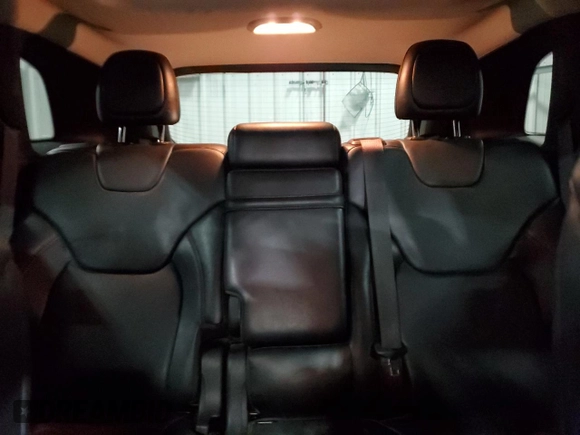 2015 Jeep Cherokee Trailhawk with VIN 1C4PJMBS5FW587545, listed as a Copart auction lot 58820685 with 136,755 mi miles and Salvage title. Bid and sale history available at DreamBid. Image 10.