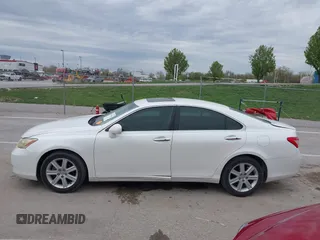 2008 Lexus ES 350 with VIN JTHBJ46G282183370, listed as a IAAI auction lot 42011306 with 230,946 mi miles. Bid and sale history available at carsss.com. Image 14.