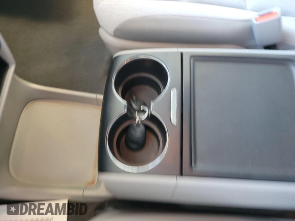 2020 Toyota Sienna LE with VIN 5TDJZ3DC2LS251216, listed as a IAAI auction lot 42613559 with 36,699 mi miles and . Bid and sale history available at DreamBid. Image 16.
