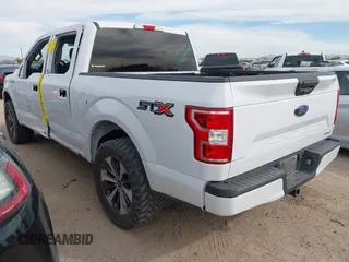 2020 Ford F-150 XL z VIN 1FTEW1CP5LKE39528, wystawiony jako IAAI lot #41826420 z przebiegiem 44 570 mil mil oraz . Historia ofert i sprzedaży dostępna na DreamBid. Obrazek 3.