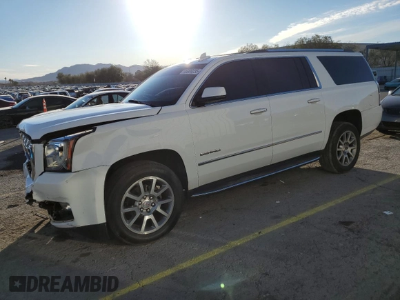2019 GMC Yukon XL Denali with VIN 1GKS1HKJ7KR183796, listed as a Copart auction lot 45000235 with 83,931 mi miles and Salvage Title. Bid and sale history available at carsss.com. Image 1.