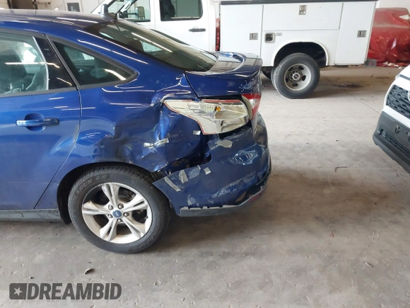 2012 Ford Focus SE with VIN 1FAHP3F27CL258291, listed as a IAAI auction lot 41877449 with 108,264 mi miles. Bid and sale history available at carsss.com. Image 12.