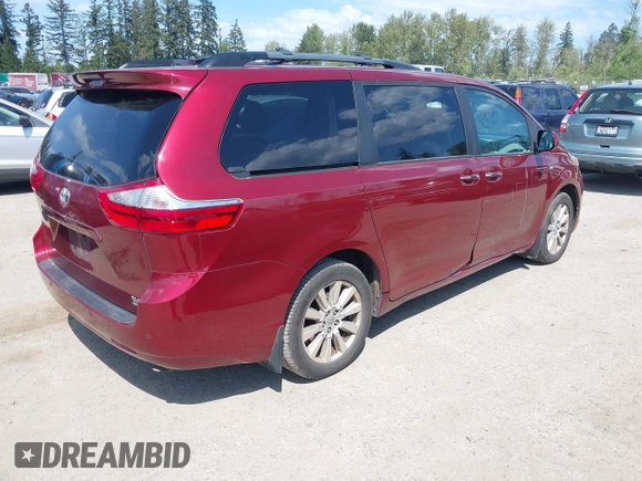 2017 Toyota Sienna XLE z VIN 5TDDZ3DC8HS174064, wystawiony jako IAAI lot #42176251 z przebiegiem 193 220 mil mil oraz . Historia ofert i sprzedaży dostępna na DreamBid. Obrazek 4.