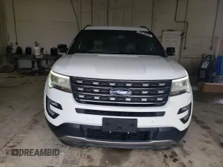 2017 Ford Explorer XLT with VIN 1FM5K8D81HGB68095, listed as a Copart auction lot 53816325 with 118,617 mi miles and Salvage Title. Bid and sale history available at DreamBid. Image 5.