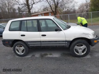 1999 Toyota RAV4 with VIN JT3HP10VXX7115145, listed as a IAAI auction lot 41853011 with 211,121 mi miles. Bid and sale history available at carsss.com. Image 14.