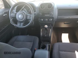 2015 Jeep Patriot Altitude with VIN 1C4NJPBA8FD377548, listed as a Copart auction lot 70712154 with 136,139 mi miles and Salvage Title. Bid and sale history available at carsss.com. Image 8.