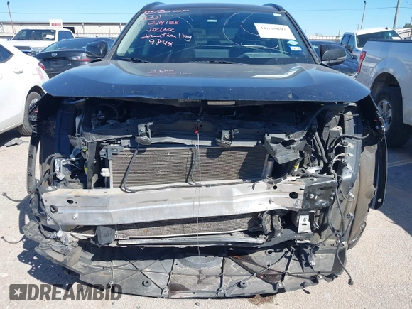 2019 Toyota RAV4 XLE with VIN JTMW1RFV4KD009844, listed as a IAAI auction lot 41688092 with 86,241 mi miles. Bid and sale history available at carsss.com. Image 6.