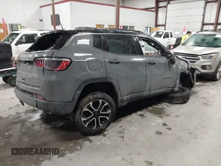 2023 Jeep Compass (RED) Edition with VIN 3C4NJDCNXPT548408, listed as a IAAI auction lot 41051967 with 20,306 mi miles and . Bid and sale history available at carsss.com. Image 4.