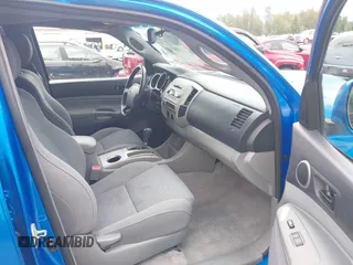 2006 Toyota Tacoma PreRunner with VIN 3TMKU72N26M007925, listed as a IAAI auction lot 42410509 with 135,126 mi miles and . Bid and sale history available at DreamBid. Image 5.