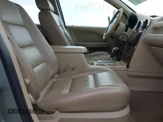 2006 Ford Freestyle Limited with VIN 1FMDK06106GA17968, listed as a IAAI auction lot 41833463 with 226,837 mi miles. Bid and sale history available at carsss.com. Image 5.