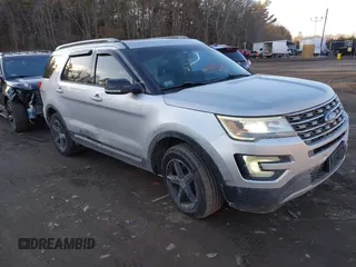 2017 Ford Explorer XLT z VIN 1FM5K8DH2HGC01654, wystawiony jako IAAI lot #41409550 z przebiegiem 139 136 mil mil oraz . Historia ofert i sprzedaży dostępna na DreamBid. Obrazek 1.