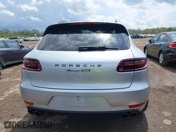 2018 Porsche Macan GTS z VIN WP1AG2A59JLB62326, wystawiony jako IAAI lot #42176369 z przebiegiem 87 686 mil mil oraz . Historia ofert i sprzedaży dostępna na DreamBid. Obrazek 16.