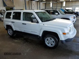 2017 Jeep Patriot Sport z VIN 1C4NJPBB0HD208815, wystawiony jako Copart lot #57531115 z przebiegiem 96 592 mil mil oraz Czysty tytuł • Clean title. Historia ofert i sprzedaży dostępna na DreamBid. Obrazek 4.