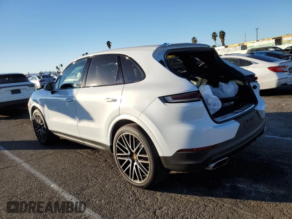 2024 Porsche Cayenne z VIN WP1AA2AYXRDA09195, wystawiony jako Copart lot #87973845 z przebiegiem 5 050 mil mil oraz Szkoda całkowita • Salvage title. Historia ofert i sprzedaży dostępna na DreamBid. Obrazek 2.