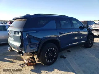 2024 Chevrolet Traverse AWD Z71 with VIN 1GNEVJKS3RJ229346, listed as a Copart auction lot 84790894 with 1,465 mi miles and Salvage Title. Bid and sale history available at carsss.com. Image 3.