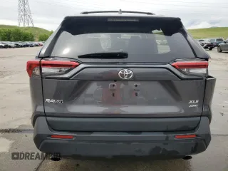2022 Toyota RAV4 XLE Premium with VIN 2T3A1RFV7NC293473, listed as a Copart auction lot 58990175 with 30,095 mi miles and Salvage title. Bid and sale history available at DreamBid. Image 6.