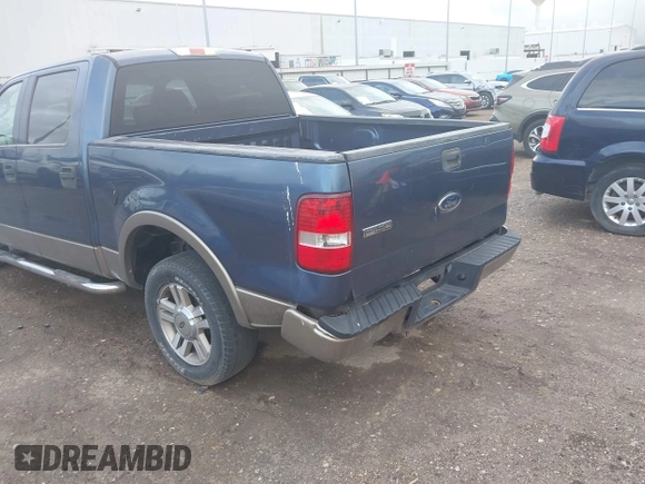 2005 Ford F-150 XLT z VIN 1FTPW12525FB16249, wystawiony jako IAAI lot #42040712 z przebiegiem 258 539 mil mil oraz . Historia ofert i sprzedaży dostępna na DreamBid. Obrazek 6.