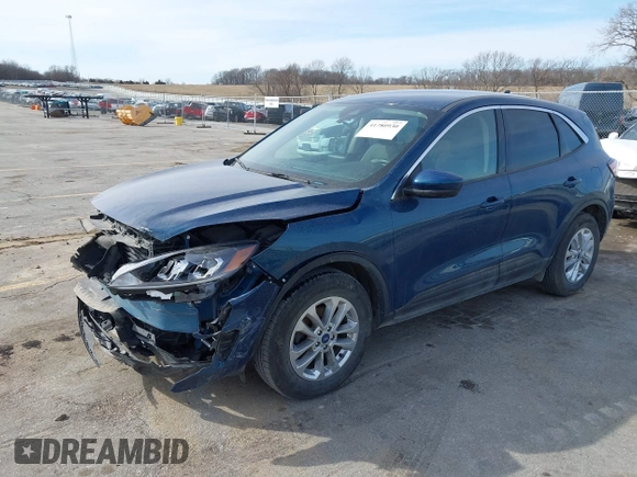 2020 Ford Escape SE z VIN 1FMCU9G68LUC31480, wystawiony jako IAAI lot #41780930 z przebiegiem 45 494 mil mil oraz . Historia ofert i sprzedaży dostępna na DreamBid. Obrazek 2.