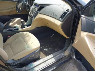 2011 Hyundai Sonata GLS with VIN 5NPEB4AC0BH195975, listed as a IAAI auction lot 42177410 with 191,054 mi miles and . Bid and sale history available at carsss.com. Image 5.