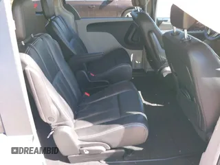 2013 Chrysler Town & Country Touring with VIN 2C4RC1BG9DR777819, listed as a IAAI auction lot 41824692 with 138,702 mi miles. Bid and sale history available at carsss.com. Image 8.