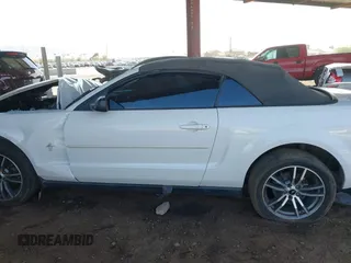 2007 Ford Mustang Deluxe with VIN 1ZVFT84N475280618, listed as a IAAI auction lot 41739867 with 194,934 mi miles and . Bid and sale history available at carsss.com. Image 14.