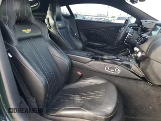 2020 Aston Martin Vantage z VIN SCFSMGAW4LGN03942, wystawiony jako Copart lot #49004855 z przebiegiem 42 583 mil mil oraz Szkody całkowita. Historia ofert i sprzedaży dostępna na DreamBid. Obrazek 10.