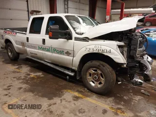 2015 Ford Super Duty F-250 SRW Lariat with VIN 1FT7W2BT2FEB23987, listed as a IAAI auction lot 41538076 with 297,010 mi miles. Bid and sale history available at carsss.com. Image 1.