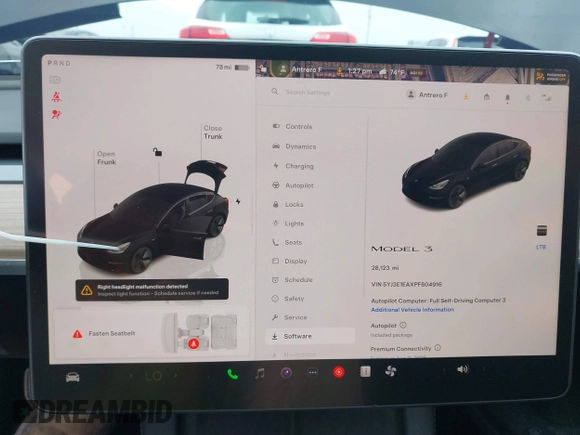 2023 Tesla Model 3 z VIN 5YJ3E1EAXPF604916, wystawiony jako IAAI lot #42461640 z przebiegiem 28 123 mil mil oraz . Historia ofert i sprzedaży dostępna na DreamBid. Obrazek 7.