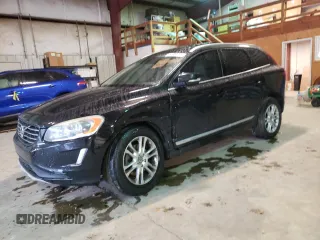 2016 Volvo XC60 T5 Drive-E Premier with VIN YV440MDK5G2895727, listed as a Copart auction lot 44929125 with 173,961 mi miles and Salvage Title. Bid and sale history available at carsss.com. Image 1.