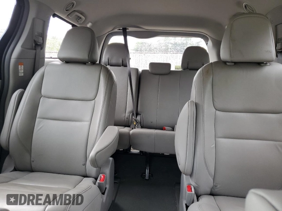 2019 Toyota Sienna XLE z VIN 5TDDZ3DC1KS221250, wystawiony jako Copart lot #59882545 z przebiegiem 85 299 mil mil oraz Szkoda całkowita • Salvage title. Historia ofert i sprzedaży dostępna na DreamBid. Obrazek 10.