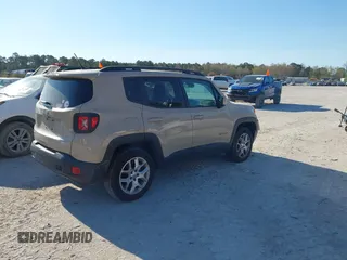 2015 Jeep Renegade Latitude with VIN ZACCJBBT0FPB67030, listed as a IAAI auction lot 41866195 with 120,618 mi miles. Bid and sale history available at carsss.com. Image 4.