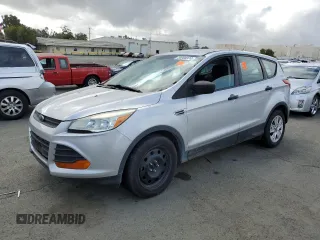 2015 Ford Escape S with VIN 1FMCU0F72FUB41171, listed as a Copart auction lot 80900374 with 140,194 mi miles and Clean Title. Bid and sale history available at DreamBid. Image 1.