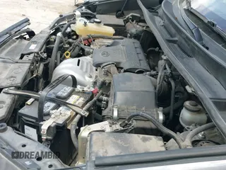 2018 Toyota RAV4 SE z VIN JTMNFREV9JJ196710, wystawiony jako IAAI lot #43083121 z przebiegiem 111 594 mil mil oraz . Historia ofert i sprzedaży dostępna na DreamBid. Obrazek 19.