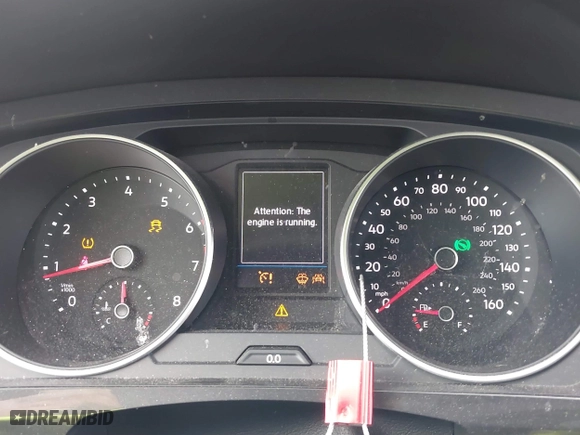 2020 Volkswagen Tiguan SE with VIN 3VV2B7AX2LM042731, listed as a IAAI auction lot 41645891 with 69,661 mi miles. Bid and sale history available at carsss.com. Image 7.