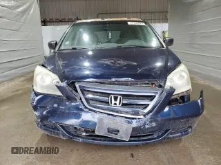 2005 Honda Odyssey LX with VIN 5FNRL38295B085368, listed as a Copart auction lot 47393075 with 250,011 mi miles and Salvage Title. Bid and sale history available at carsss.com. Image 5.