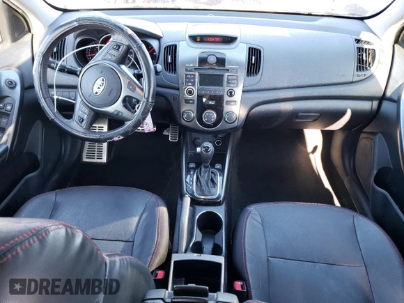 2012 Kia Forte SX с VIN KNAFW5A33C5595767, выставлен на аукционе Copart как лот 83790074 с пробегом 89 037 миль миль и Списание • Salvage title. История ставок и продаж доступна на DreamBid. Изображение 8.