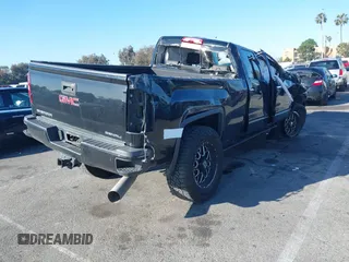 2019 GMC Sierra 2500HD Denali with VIN 1GT12SEYXKF222893, listed as a IAAI auction lot 41722342 with 114,613 mi miles. Bid and sale history available at carsss.com. Image 4.