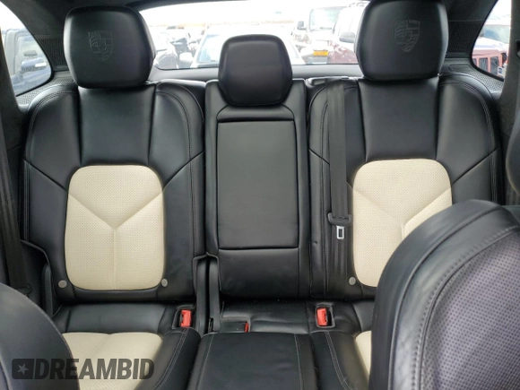 2017 Porsche Cayenne GTS с VIN WP1AD2A22HLA81676, выставлен на аукционе Copart как лот 50142495 с пробегом 88 742 миль миль и Списание • Salvage title. История ставок и продаж доступна на DreamBid. Изображение 10.