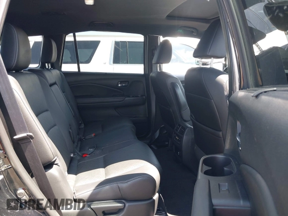2021 Honda Passport Elite with VIN 5FNYF8H07MB003506, listed as a IAAI auction lot 42571906 with 42,323 mi miles and . Bid and sale history available at DreamBid. Image 8.